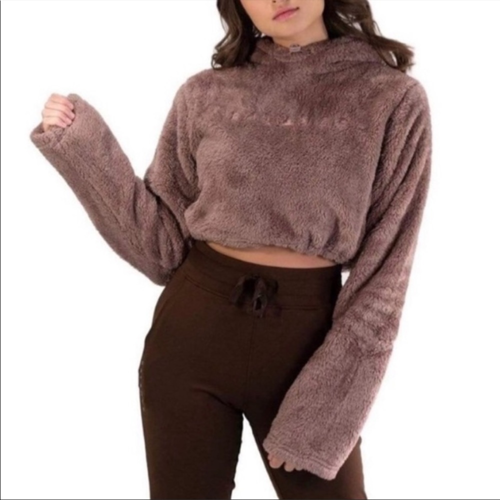 Balance Athletica Sherpa Crop